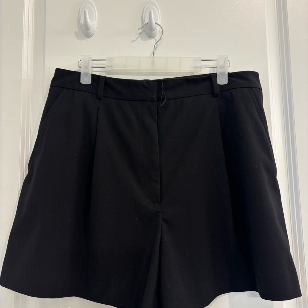 Zara Women's Black Tailored Shorts